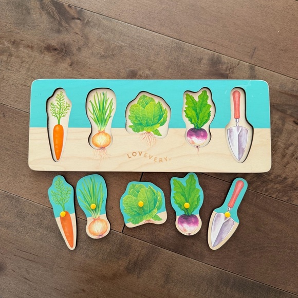 Lovevery The Adventurer Play Kit 16-18 Months - Picture 7 of 15